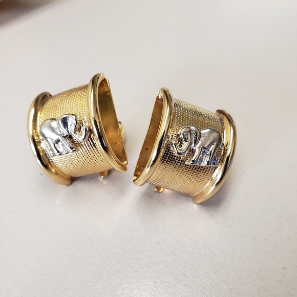 Silver-Gold Tone Elephant Clip Earrings .75" - Picture 5 of 8